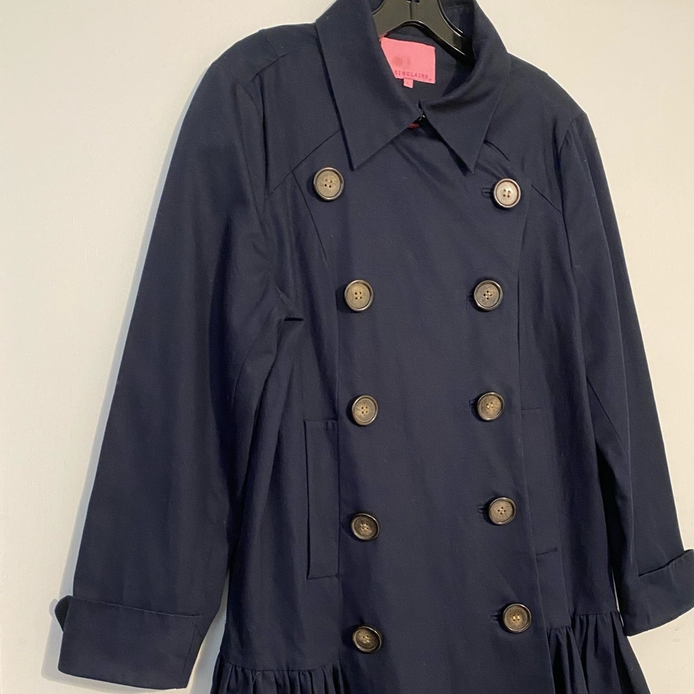 Sinclaire Trench Coat - Picture 3 of 5